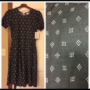 NWT LARGE LULAROE AMELIA DRESS